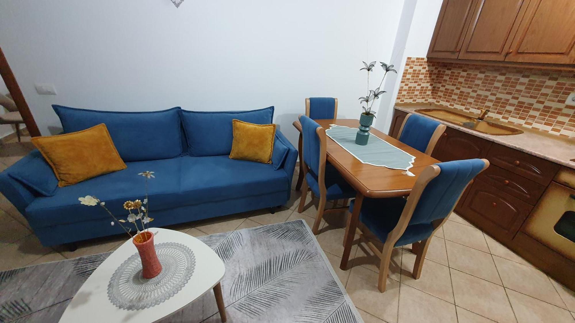 Apartment Me Qera Lungomare Vlore Medem1 Esterno foto
