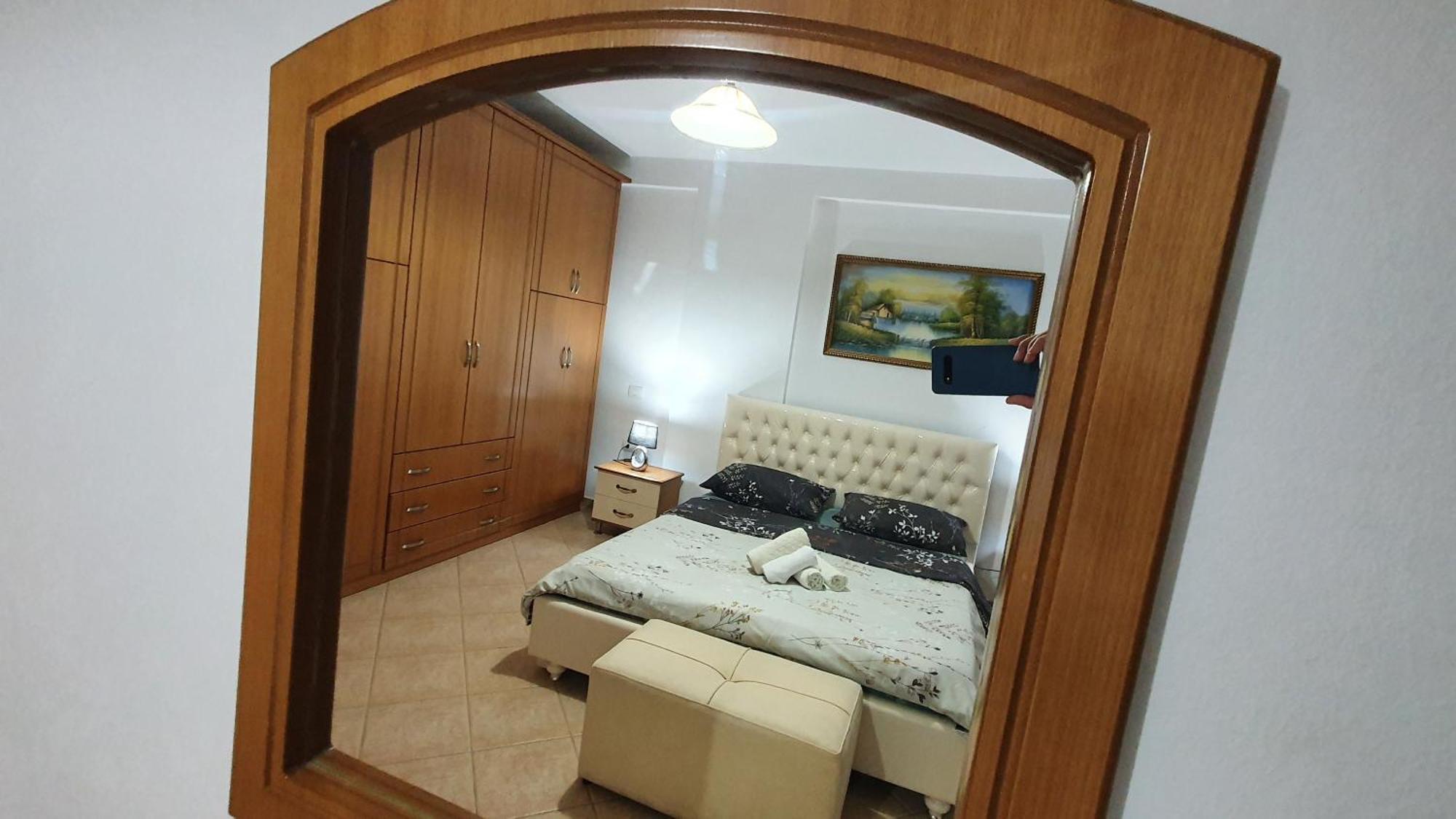 Apartment Me Qera Lungomare Vlore Medem1 Esterno foto